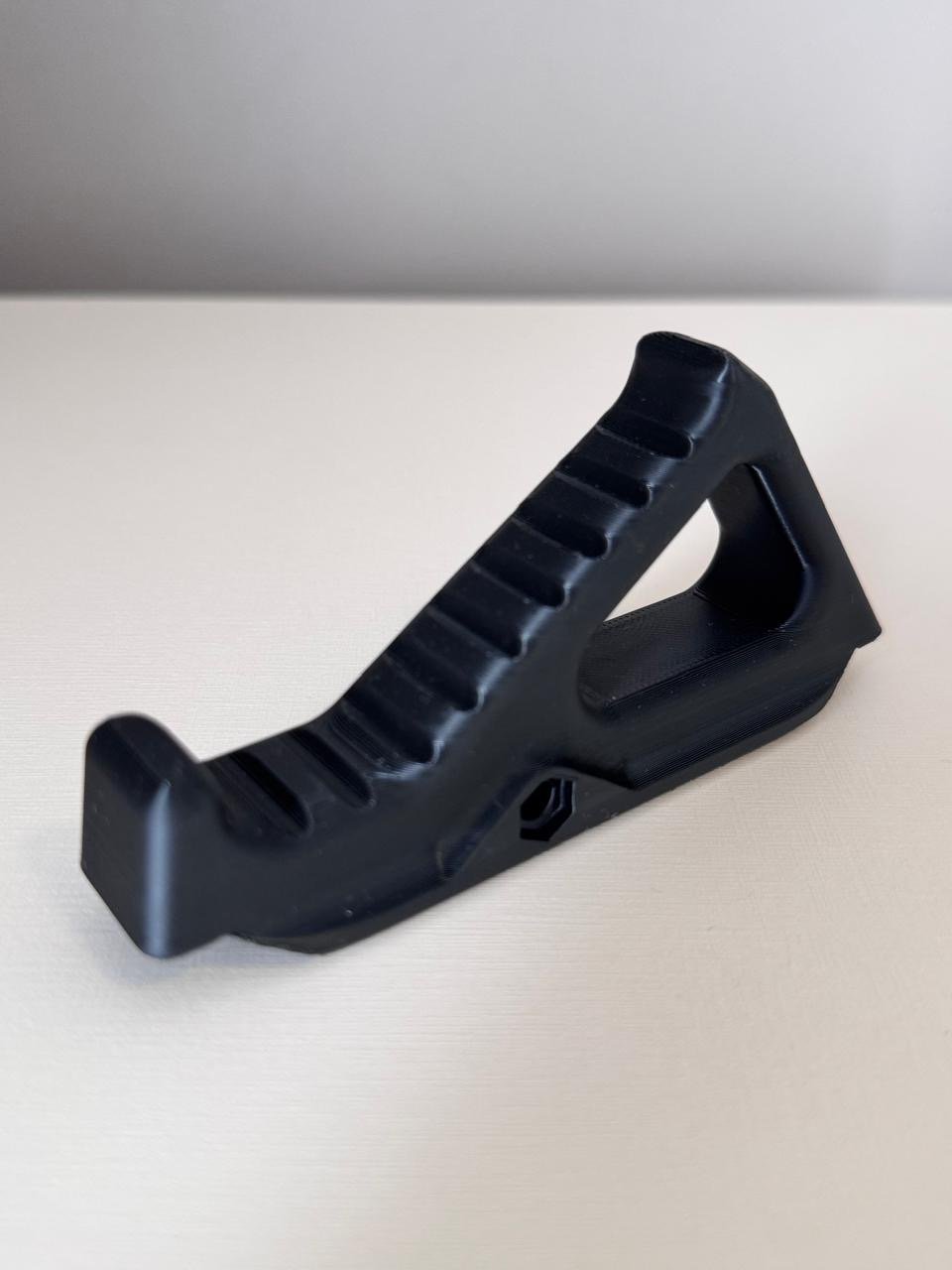 FRONT GRIP ANGULADO 45°